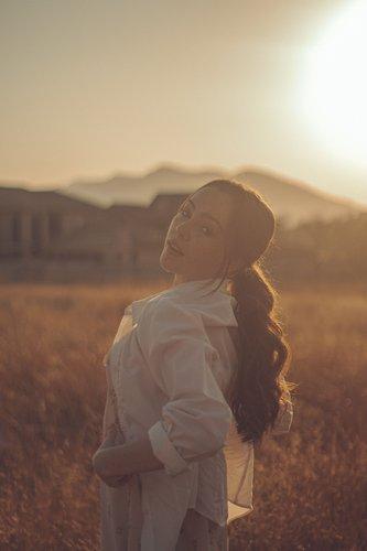 mobile - carousel-hero-element image-8